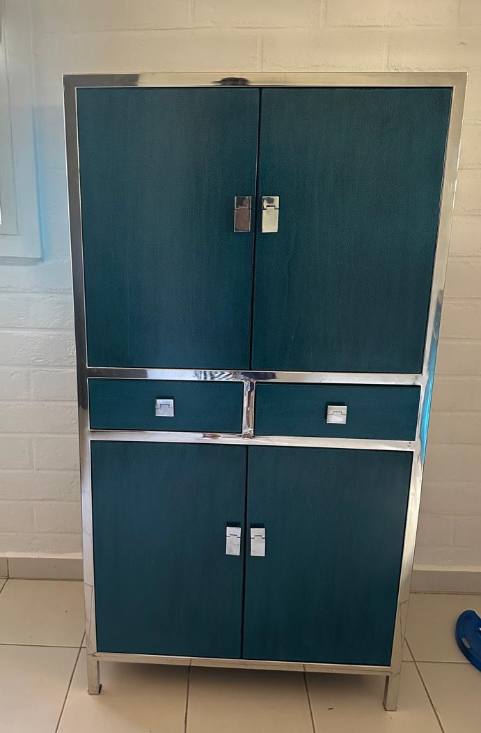 Privé : ARMOIRE CADRE INOX