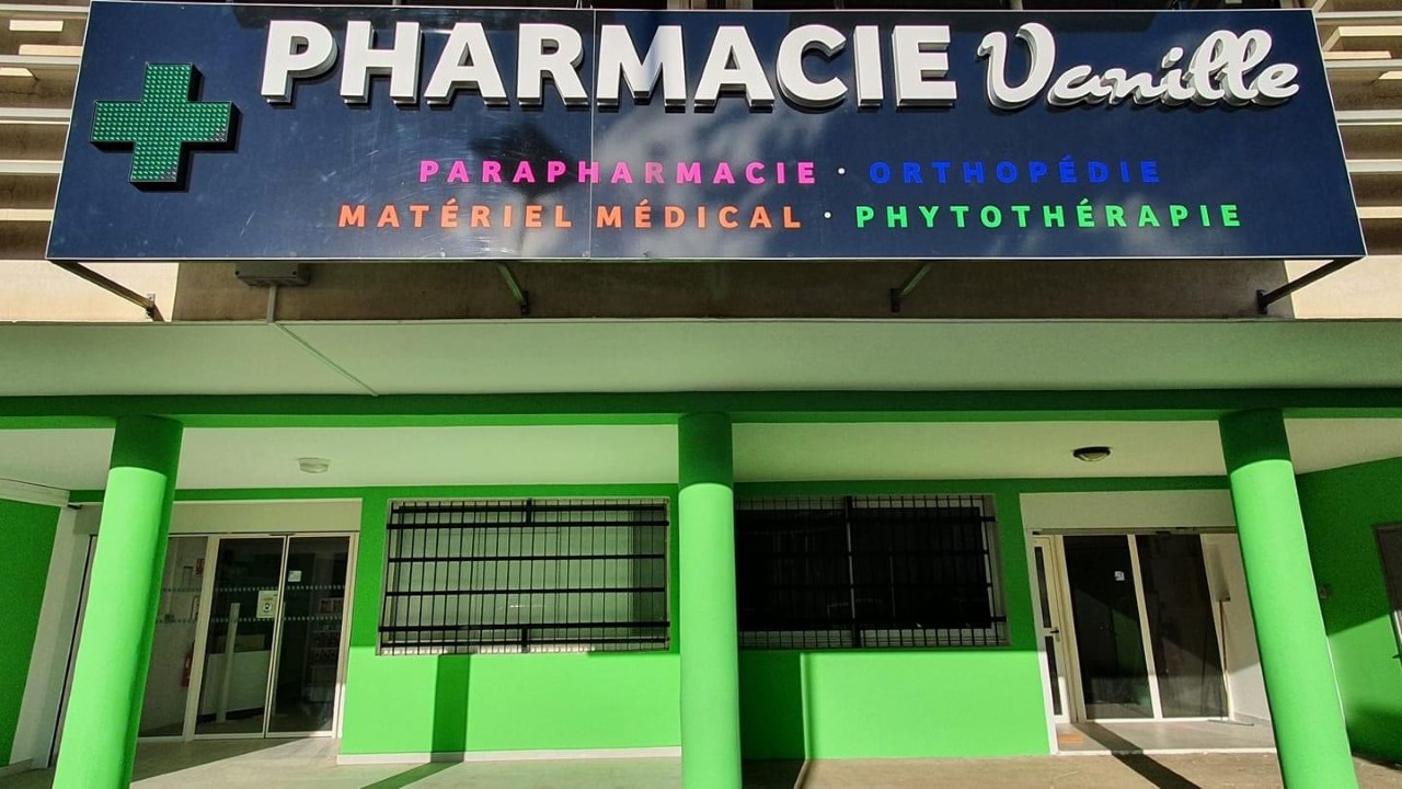 OUVERTURE DE LA PHARMACIE VANILLE