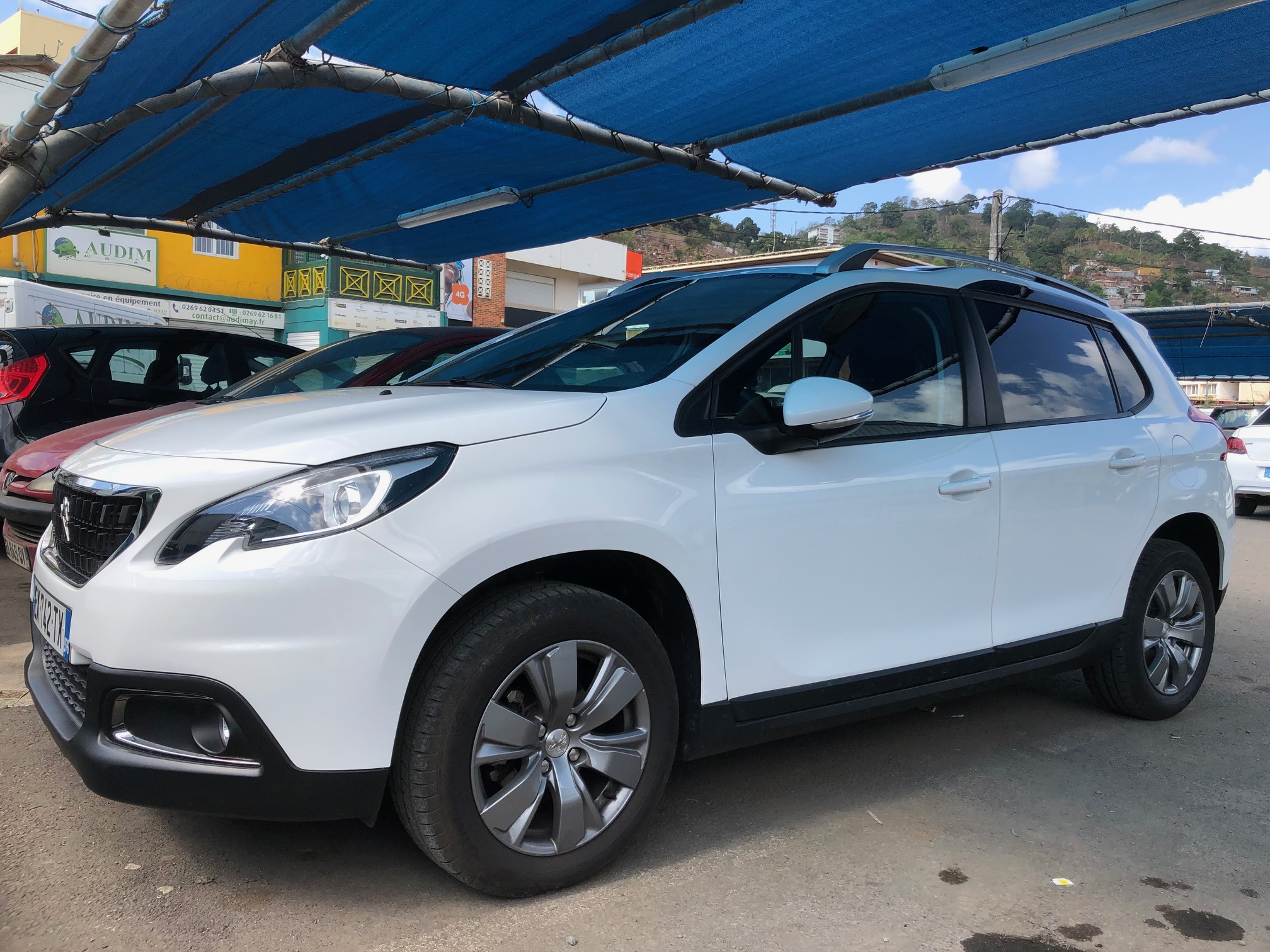 Peugeot 2008 active business